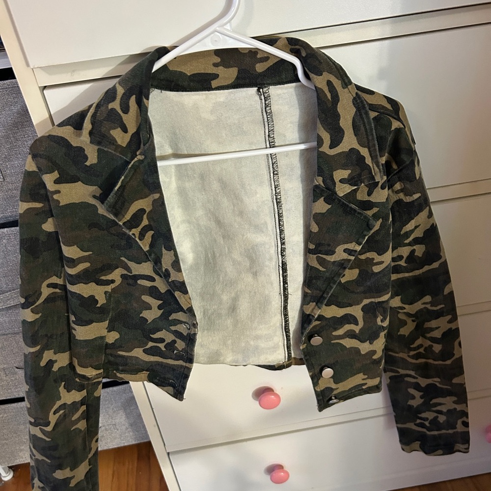 SHEIN Camo Jean Jacket